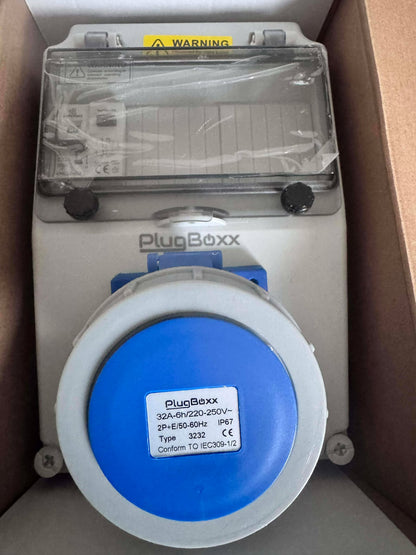 Coffret de recharge avec prise  32 A et protection surcharge/court-circuit/défaut de terre