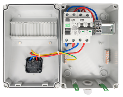 Prise Green up avec protection surcharge et court-circuit