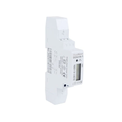 Prise P17 avec protection surcharge et court-circuit combiné 32A et compteur 45A